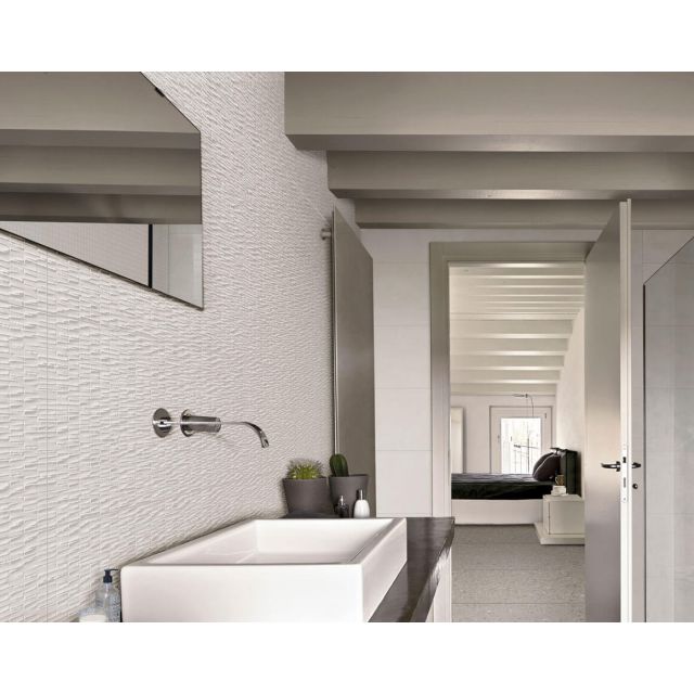 Bagno Effetto Resina 40x120 Bianco Wall 3D