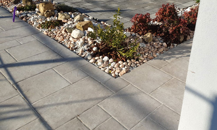 Stone effect stoneware outdoor tiles